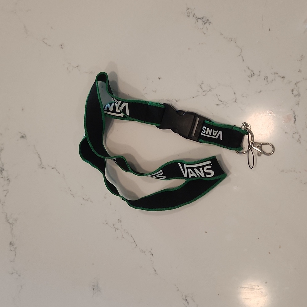 Vans lanyard key